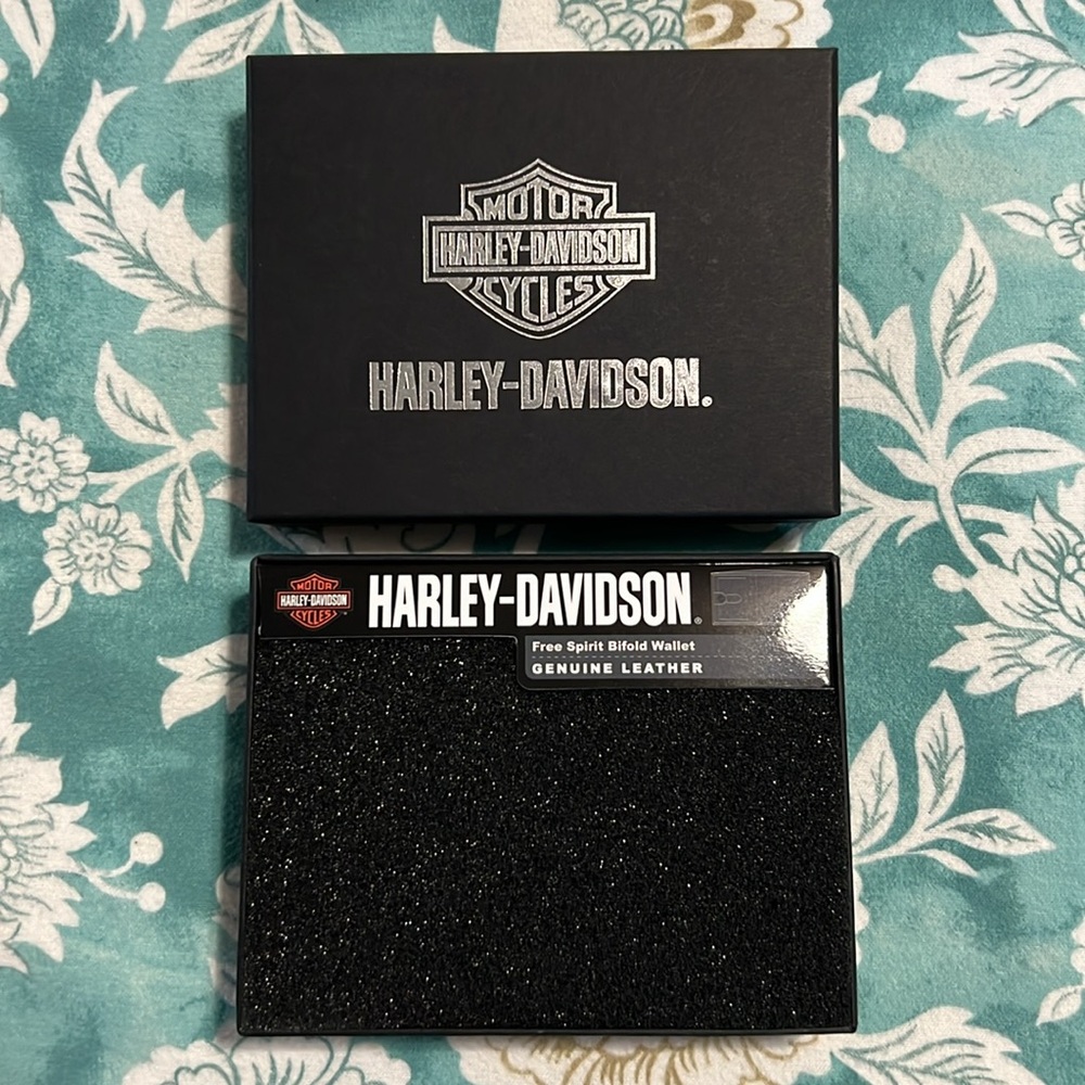 Harley-Davidson Free Spirit Bi-fold Wallet, NWT - Picture 3 of 8